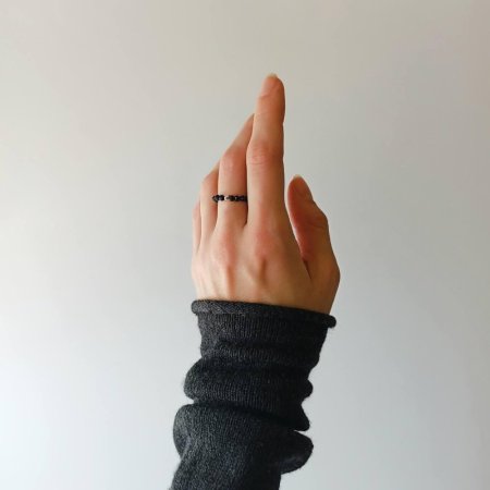 Каблучка з натурального Авантюрину(синій)+намистина кольору срібло гіпоалерген.сплав d-3мм 15-18р-р на резинці